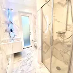 Апартаменти Alice Smart *
